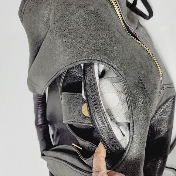 AIMEE KESTENBERG  - Picture 2 of 16